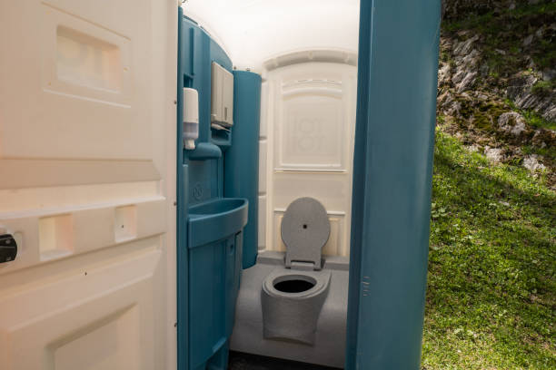 Portable Toilet Options We Offer in Breezy Point, MN